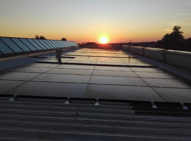 Vantaggi degli Impianti Fotovoltaici Vantaggi degli Impianti Fotovoltaici